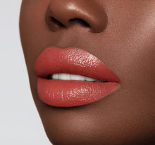 Load image into Gallery viewer, CREAM LIPSTICK - BRAG
