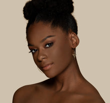 Load image into Gallery viewer, FLUIDITY FULL-COVERAGE FOUNDATION - F4.110
