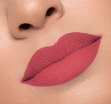 Load image into Gallery viewer, MATTE LIQUID LIPSTICK - SUSPECT
