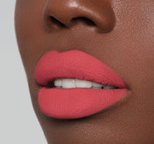 Load image into Gallery viewer, MATTE LIQUID LIPSTICK - SUSPECT
